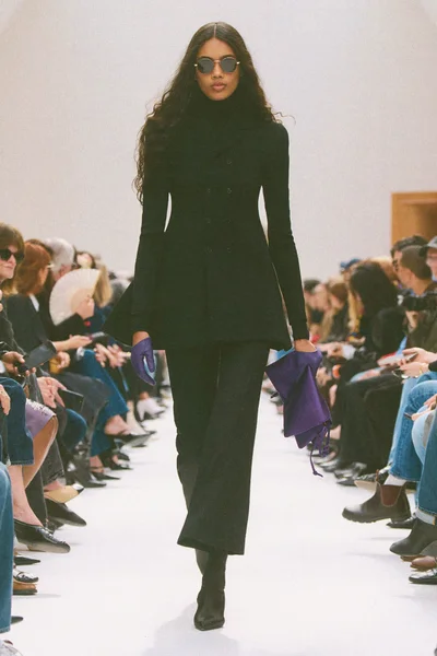 Look 5